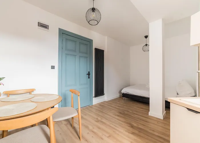 Wilson Park Serene By Bookinghost Poznań