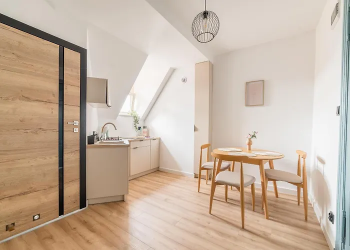 Wilson Park Serene By Bookinghost Apartamento Poznań