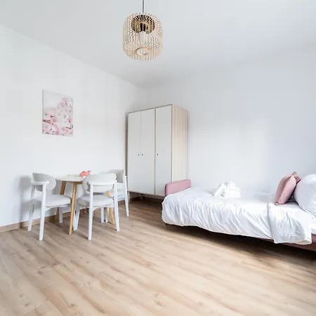 Wilson Park Serene By Bookinghost Apartament Poznań