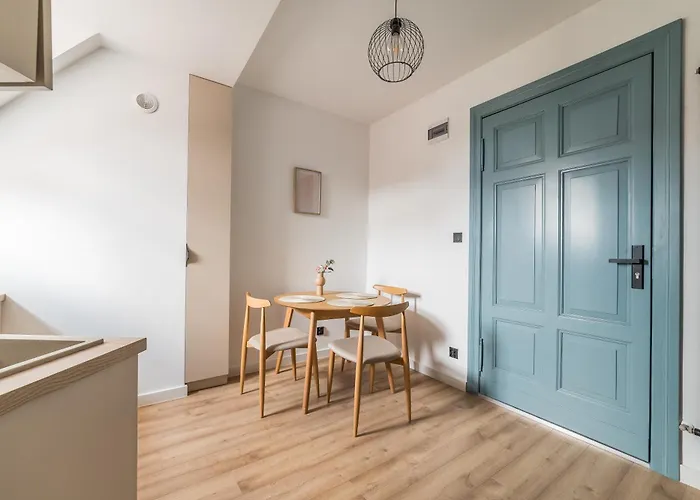 Wilson Park Serene By Bookinghost Poznań